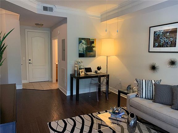 4th image of 501 Mirasol Cir APT 403