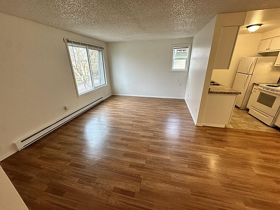 5th image of 1723 W 8th Ave #7
