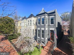 234 12th St SE, Washington, DC 20003