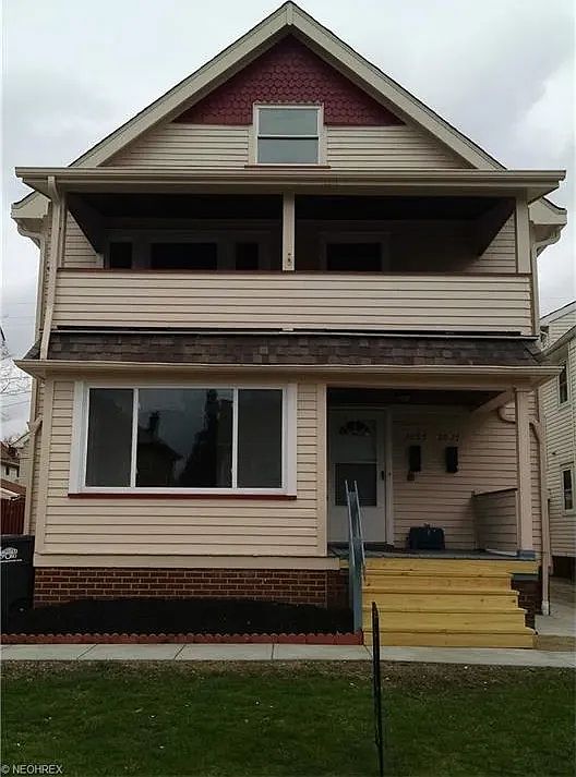 1st image of 2095 Elbur Ave #1