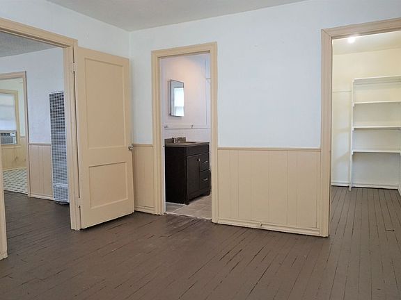 5th image of 525 SW 26th St #1B-1BA-668SQFT