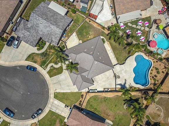 3rd image of 10806 Gustavo Ct