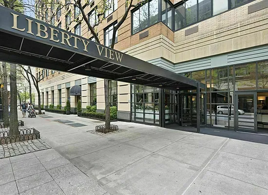 Rented by R New York | media 1