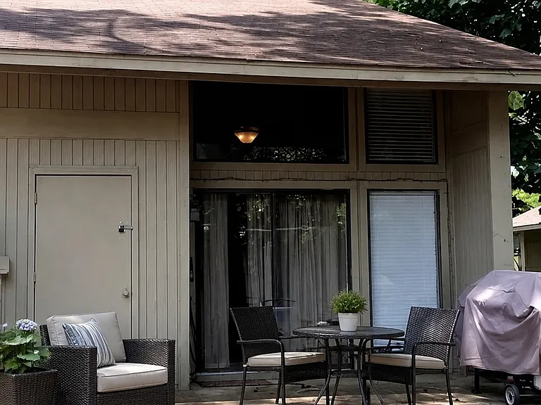 1033 Stonegate Dr #A — Photo 12