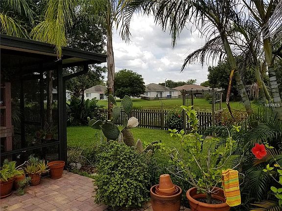 3rd image of 12114 Feldwood Creek Ln