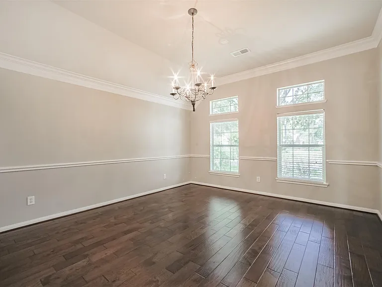 15810 Cypress Hall Dr — Photo 5