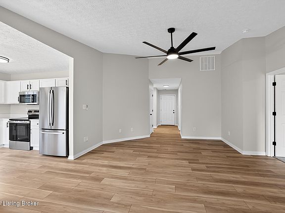 3rd image of 4523 Shelvis Dr