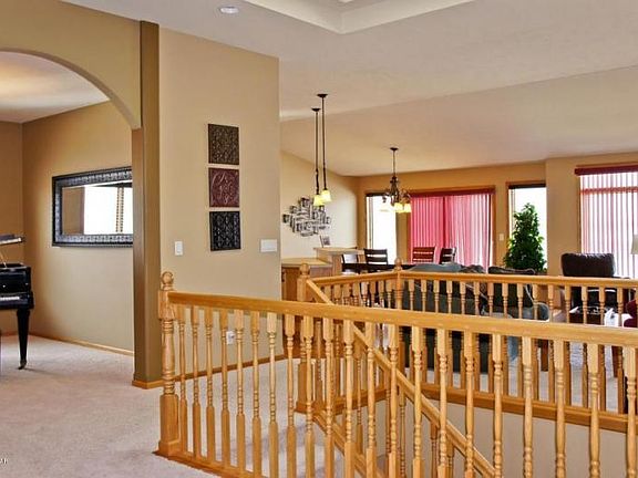 5th image of 1730 Evergreen Way