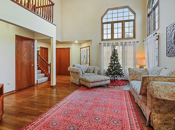 2nd image of 10439 Songbird Cir