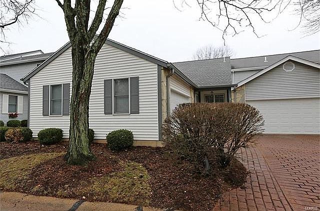 1st image of 1535 Charlemont Dr