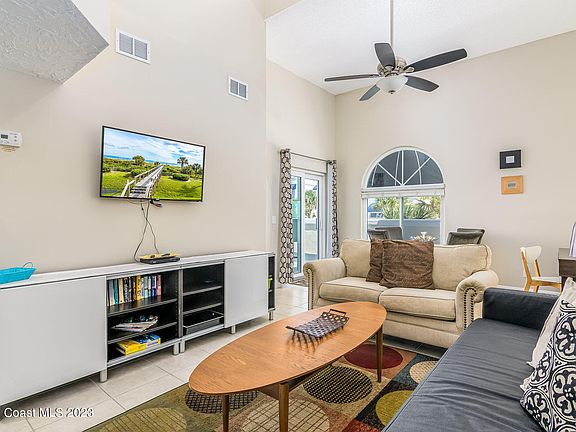 4th image of 8600 Ridgewood Ave #2307