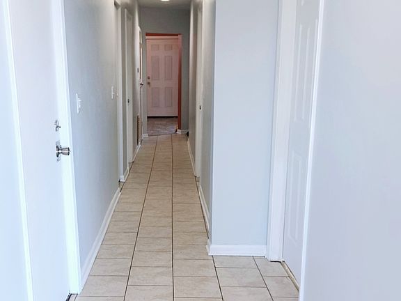 2nd image of 6729 S Saint Lawrence Ave #2NDFLOOR
