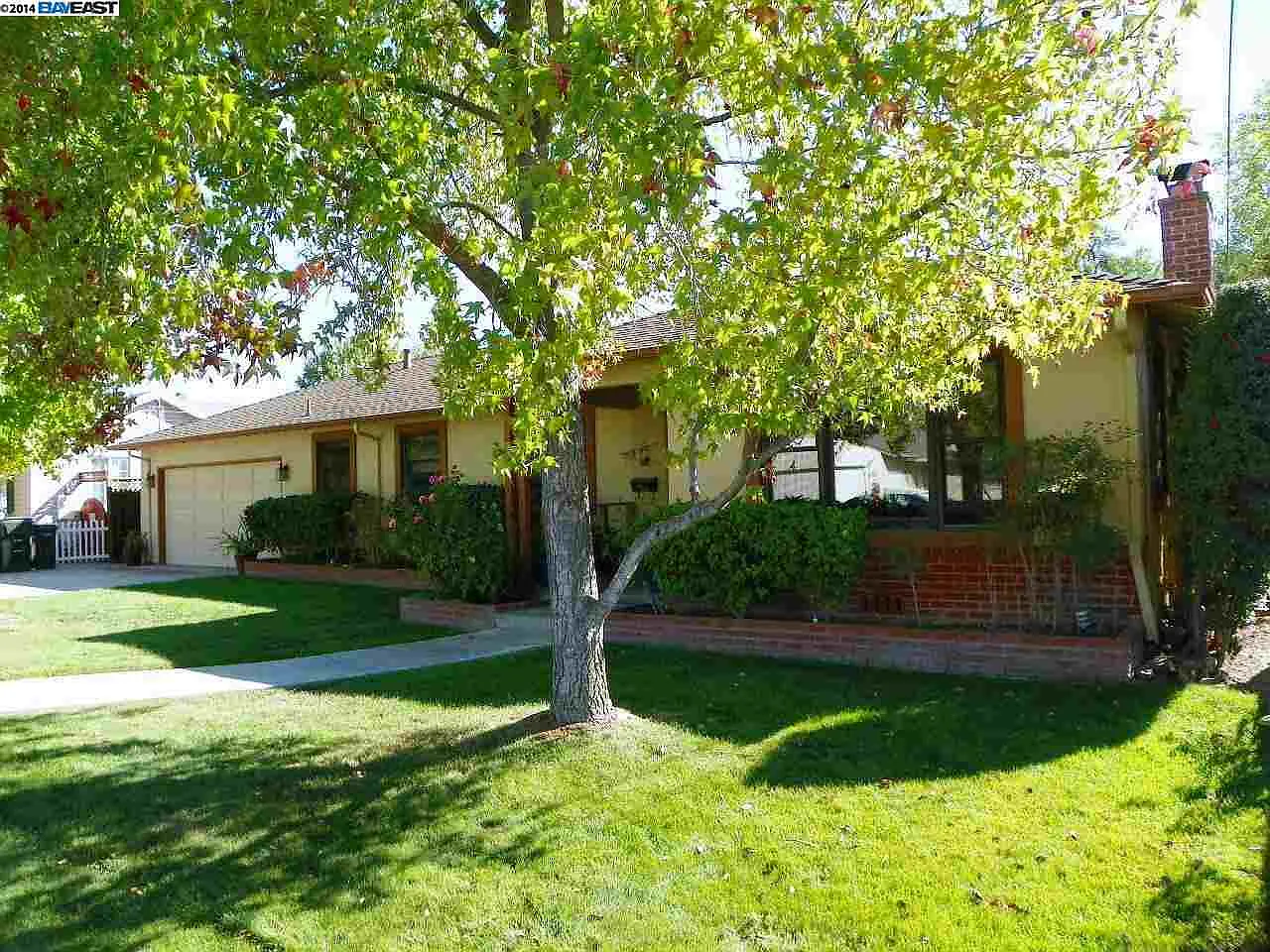 3895 Princeton Way photo 1