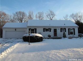 100 Danforth Cres, Rochester, NY 14618