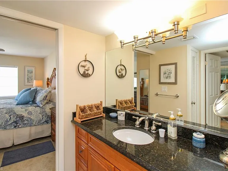 3443 Gulf Shore Blvd N #213 — Photo 35