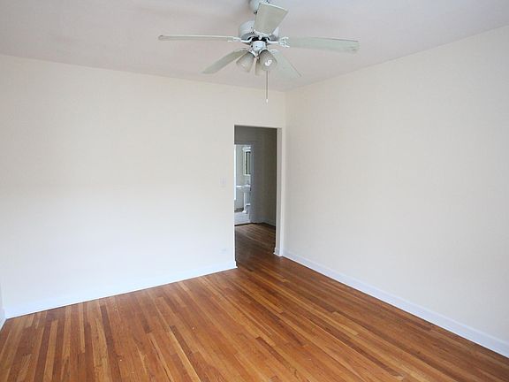 3rd image of 1924 W Winona St #3CC