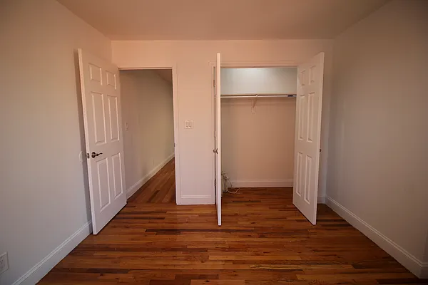 Rented by Hagstrom Management Inc | media 25