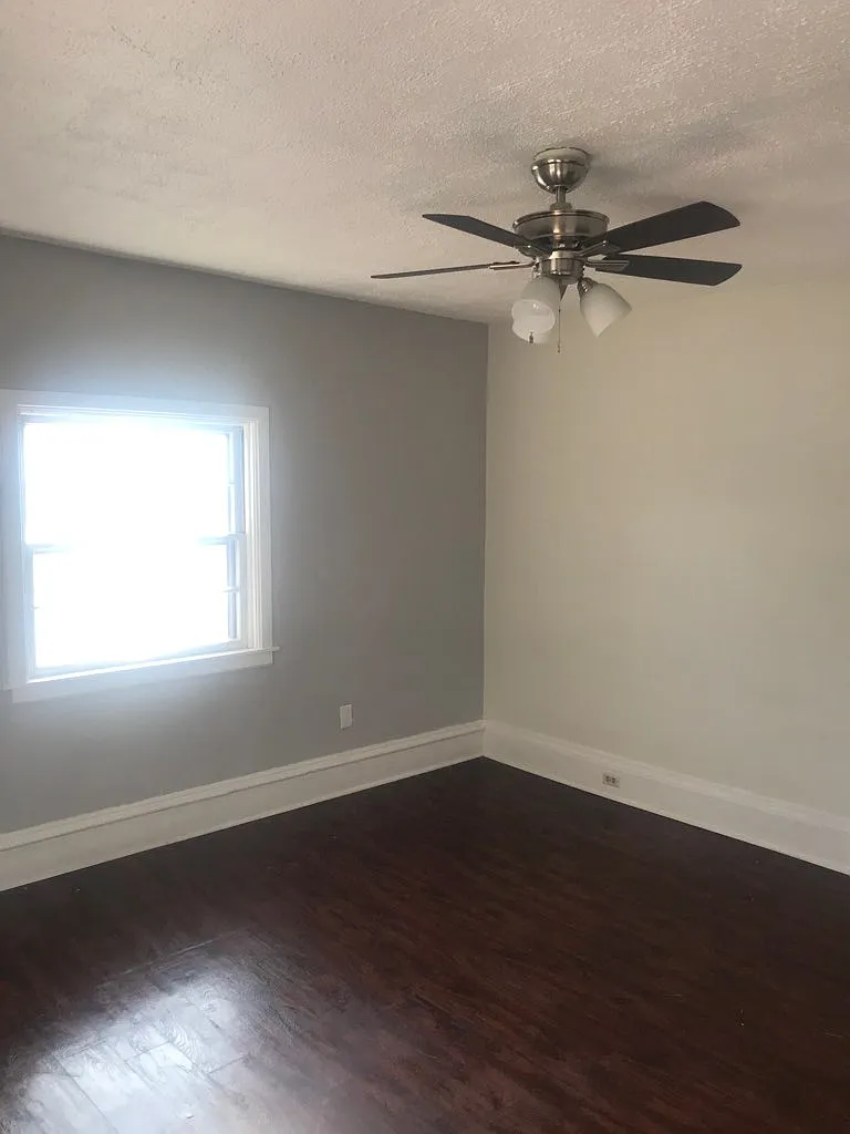 3 bed, $1,650 — Photo 3