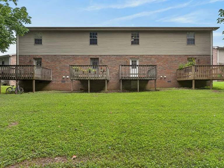 Martha Lane-461/471 (x8) — Photo 33
