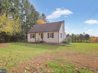 410 Hill Rd, Honey Brook, PA 19344
