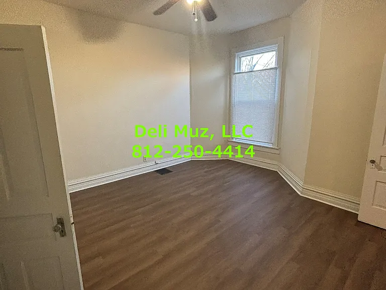 305 Washington Ave #4 — Photo 5