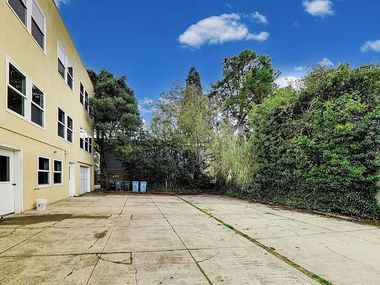 1534 Arch St #3 — Photo 23