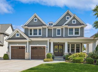 507 S Rex Blvd, Elmhurst, IL 60126