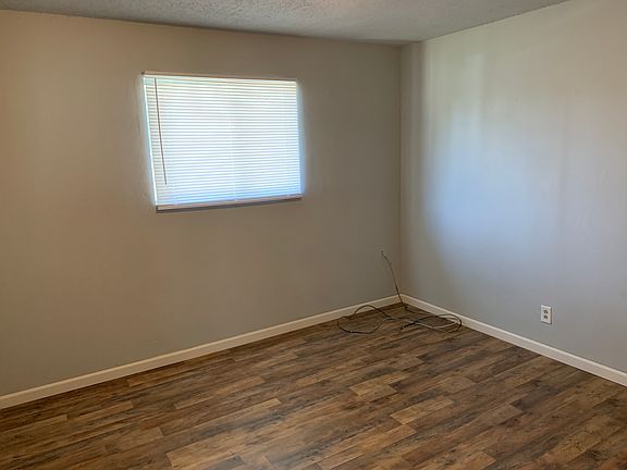 4th image of 7073 N Suzie St #7073