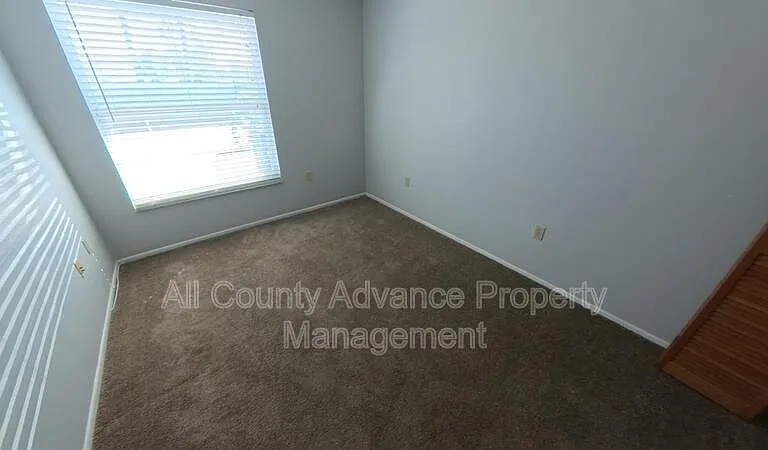6189 Chesham Dr #1 — Photo 6