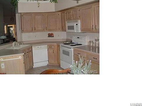 3rd image of 16047 Rose Wreath Ln