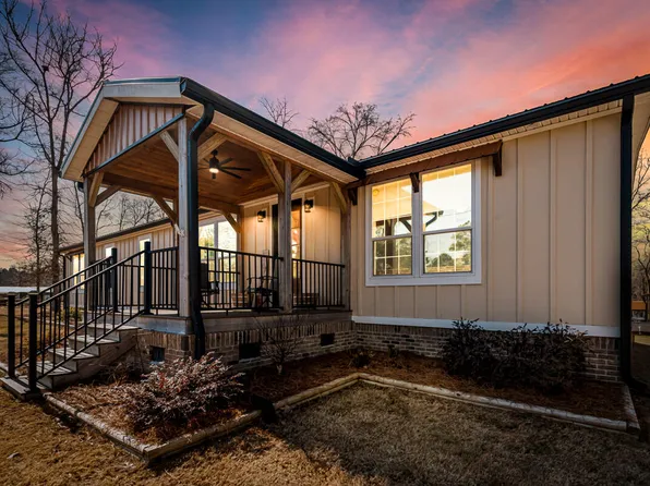 586 Belvedere Dr, Eutawville, SC 29048