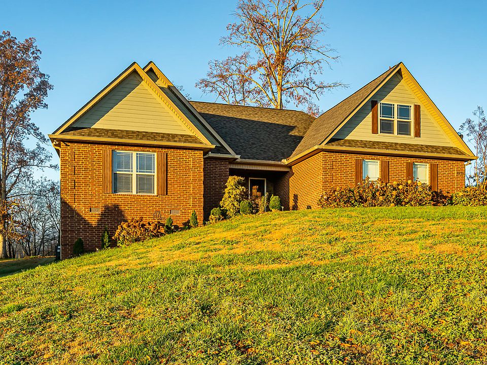 1st image of 2930 Silver Brook Ln