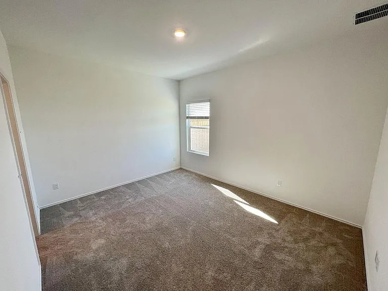 1127 Catfish Ln — Photo 18