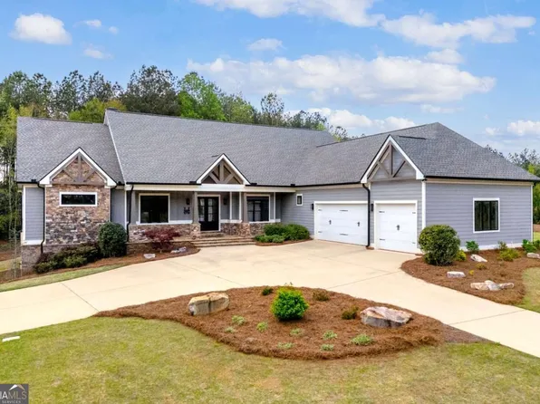 2499 Rivers Edge Dr, Bogart, GA 30622