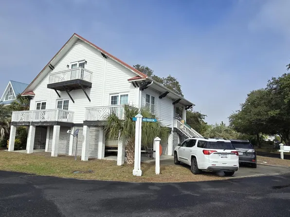 1 W Marsh Dr, Saint Helena Island, SC 29920
