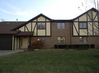 303 Carol Ct, Pontiac, IL 61764