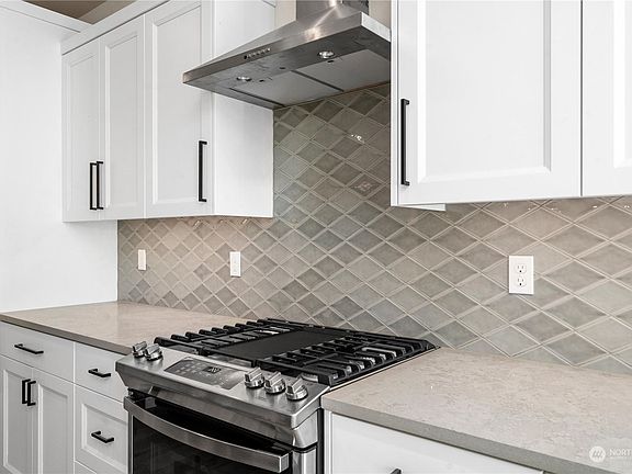 5th image of 6211 132nd Street Ct NW