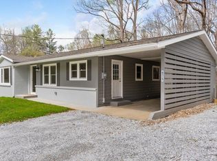 975 Middle Skeenah Rd, Franklin, NC 28734