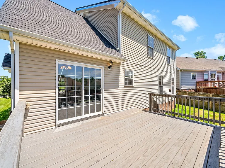 680 Foxfield Dr — Photo 31