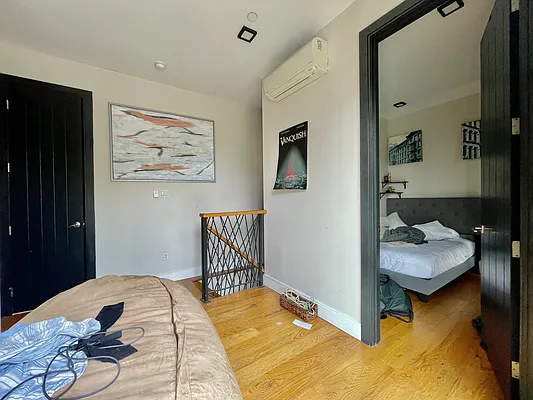 Rented by ERNY LLC | media 58