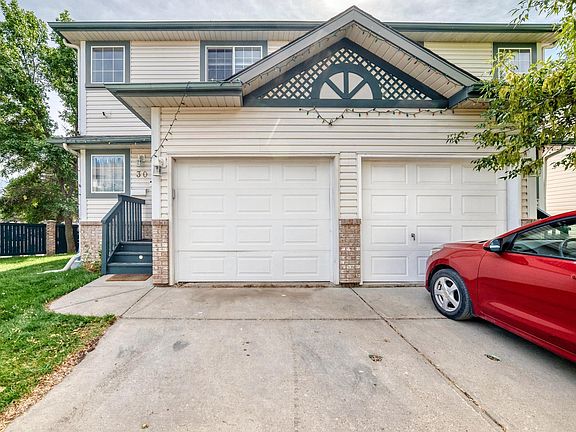 2nd image of 300 Hooper Cres #30