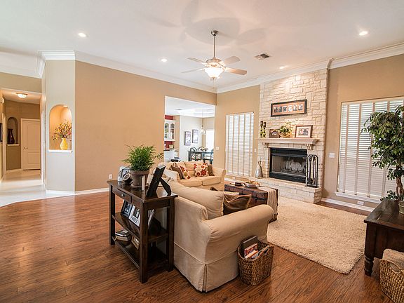 5th image of 2328 Country Grace