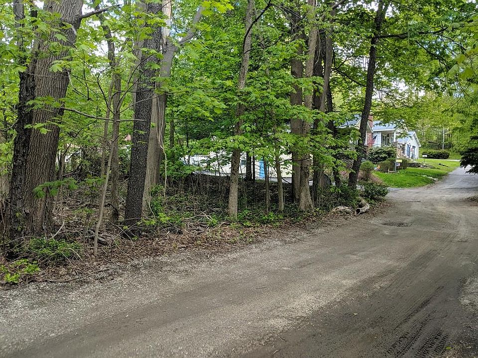 2nd image of 10 Belisle Ave