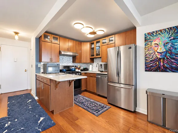 1155 Warburton Avenue #3Y, Yonkers, NY 10701