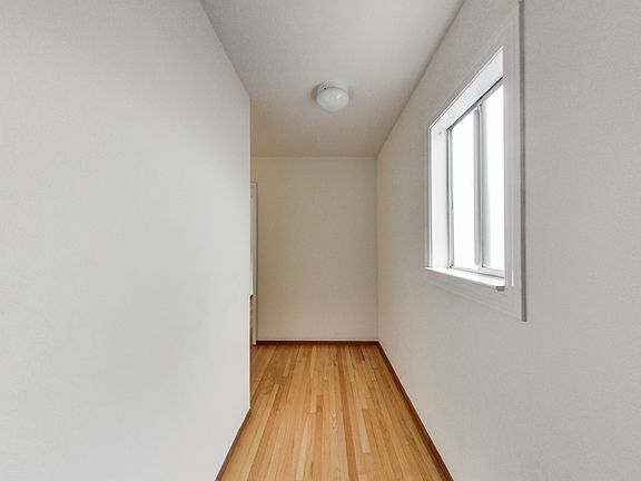 4th image of 3010 Buchanan St APT 12