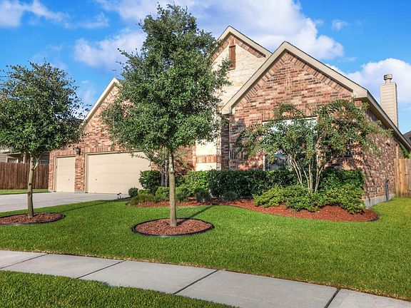 2nd image of 26120 Chivalry Ct