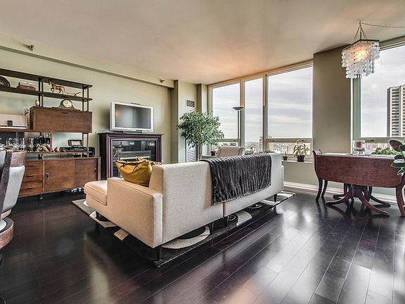 2nd image of 33 W Ontario St #34F
