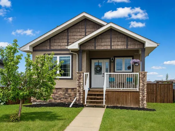 101 SW Valley Cres, Blackfalds, AB T4M 0J7