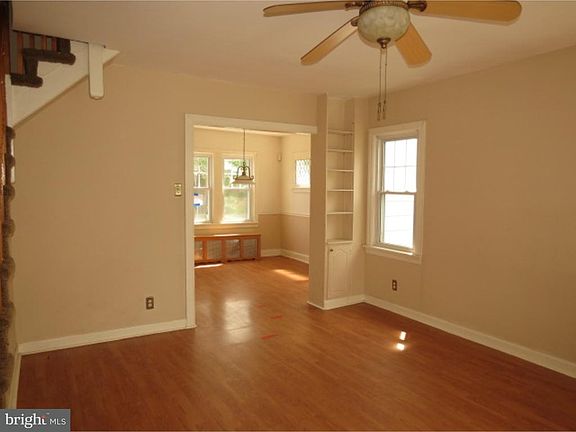 3rd image of 1121 Roosevelt Dr