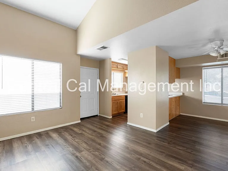8502 Laborough Dr — Photo 4